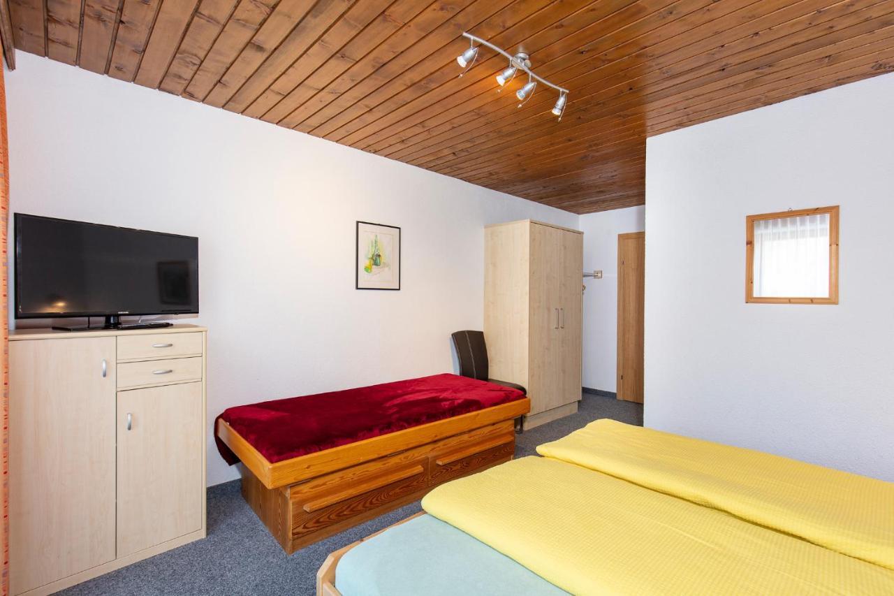 Gaestehaus Berghof Schoepf Лангенфельд Экстерьер фото