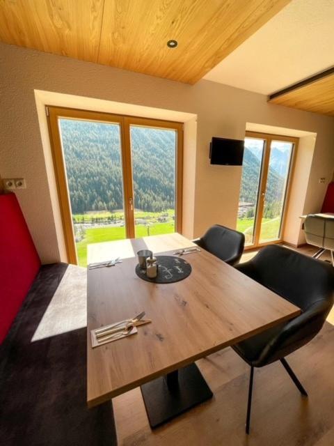 Gaestehaus Berghof Schoepf Лангенфельд Экстерьер фото